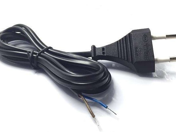 Cable con Clavija Inyectada para Extractores 2 x 1,5 mm 3m de Cultivo