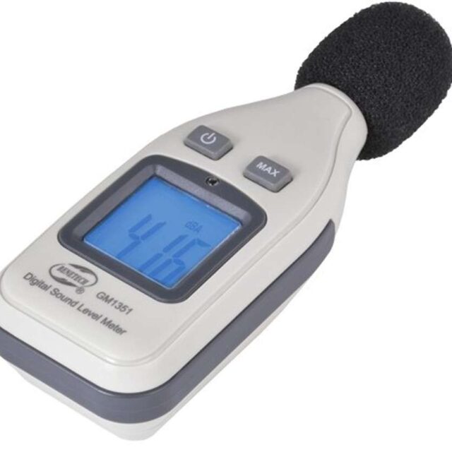 Sonómetro Benetech para Medición Acústica en Cultivos