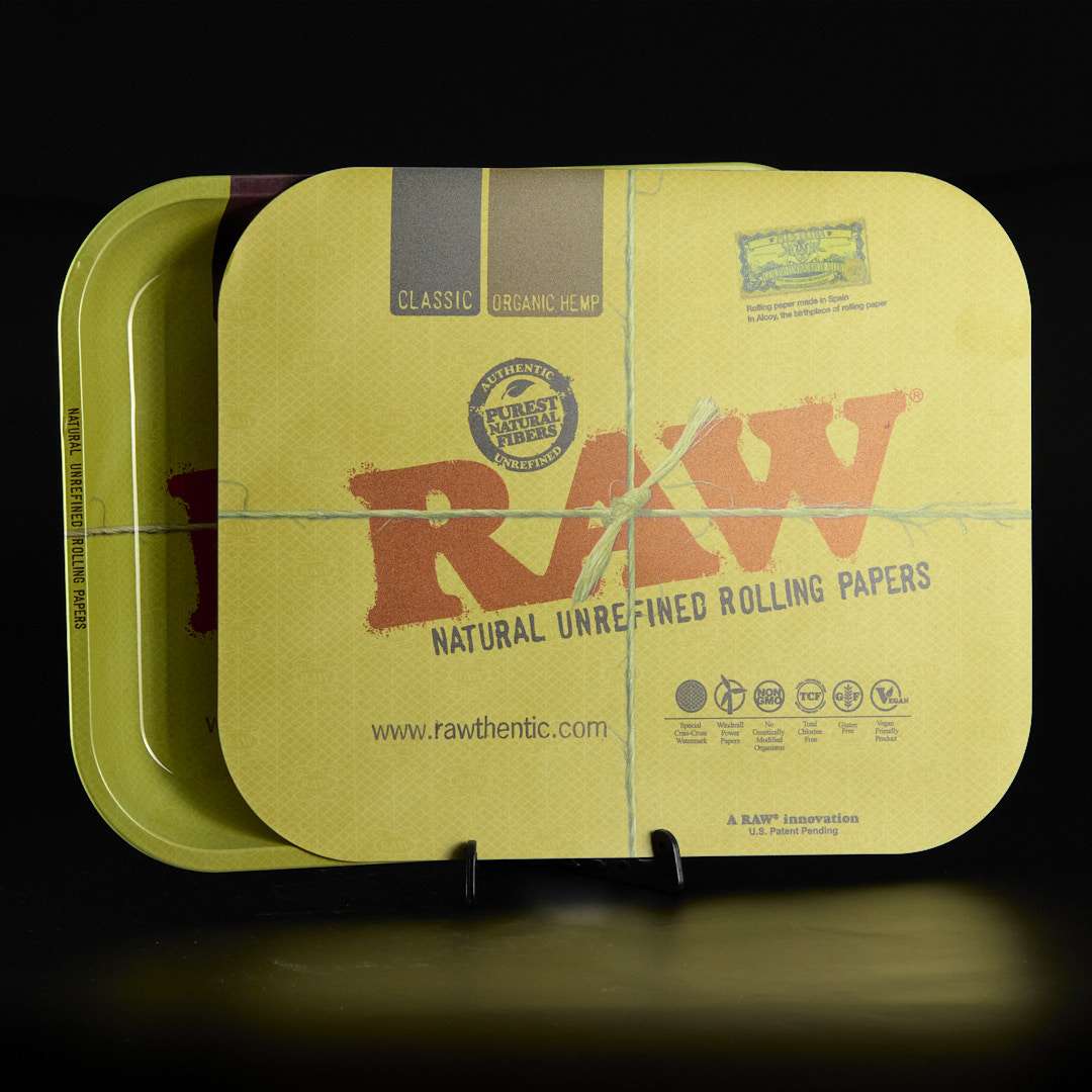 Tapa magnética para bandeja metálica de Raw