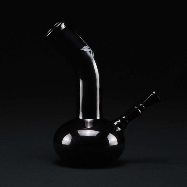 Bong cristal 22 cm AllBlack Leaf con cuello curvo