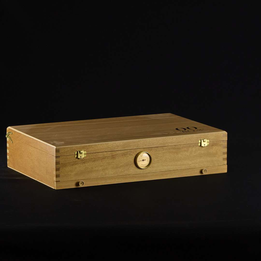 Caja de curado de cedro rojo de 00 Box - Grande (32x46,6x10,6cm)