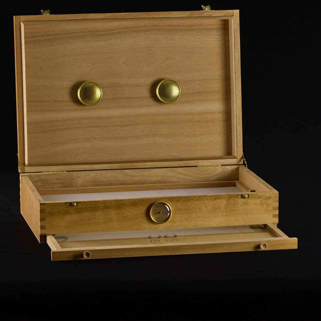 Caja de curado de cedro rojo de 00 Box - Grande (32x46,6x10,6cm)