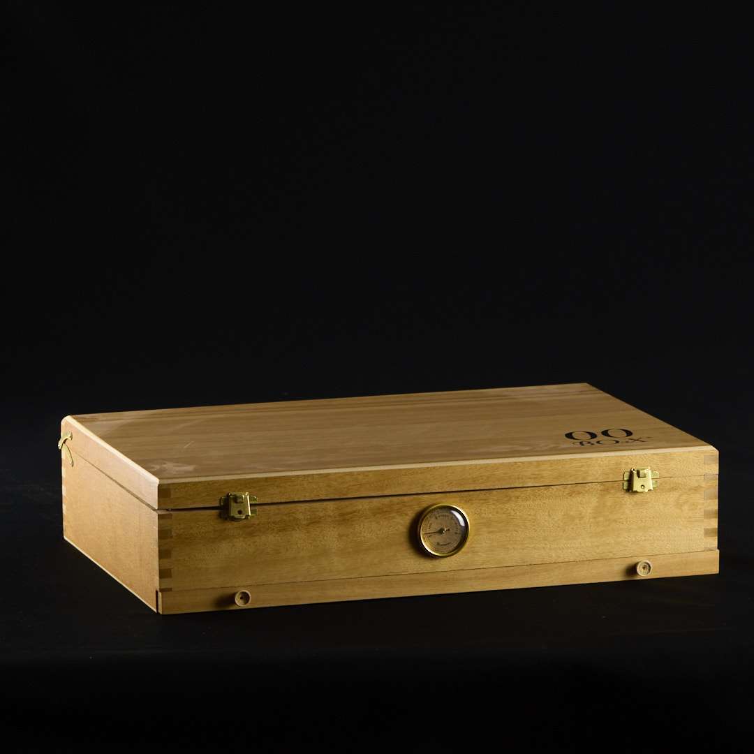 Caja de curado de cedro rojo de 00 Box - Grande (32x46,6x10,6cm)