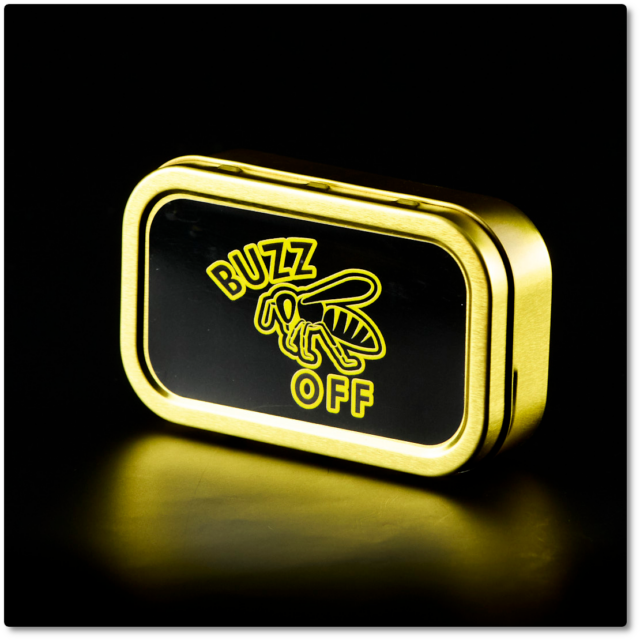 Caja rectangular pequeña - Buzz Off