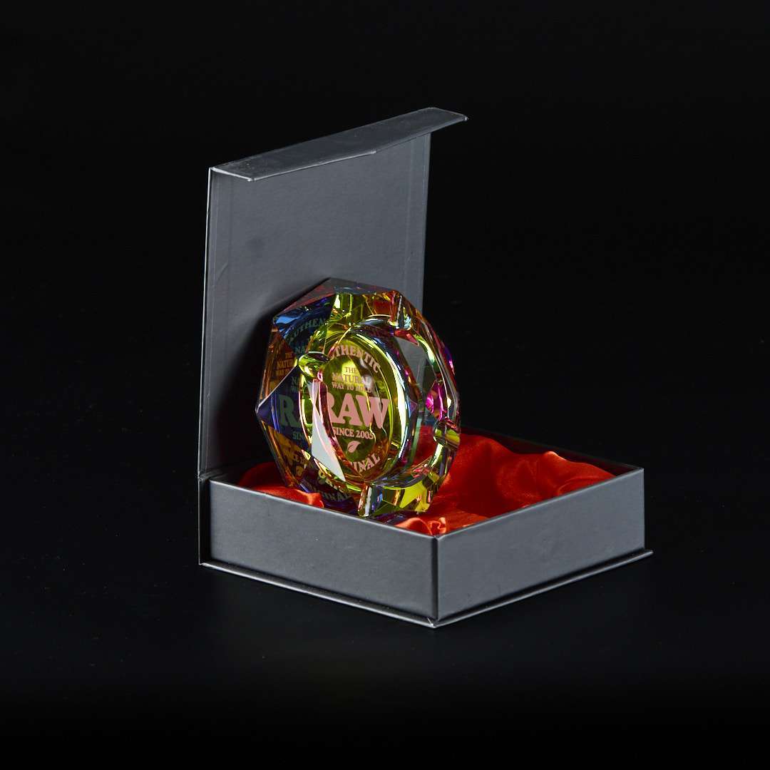 Cenicero de cristal Raw Rainbow tornasol - Imagen 7