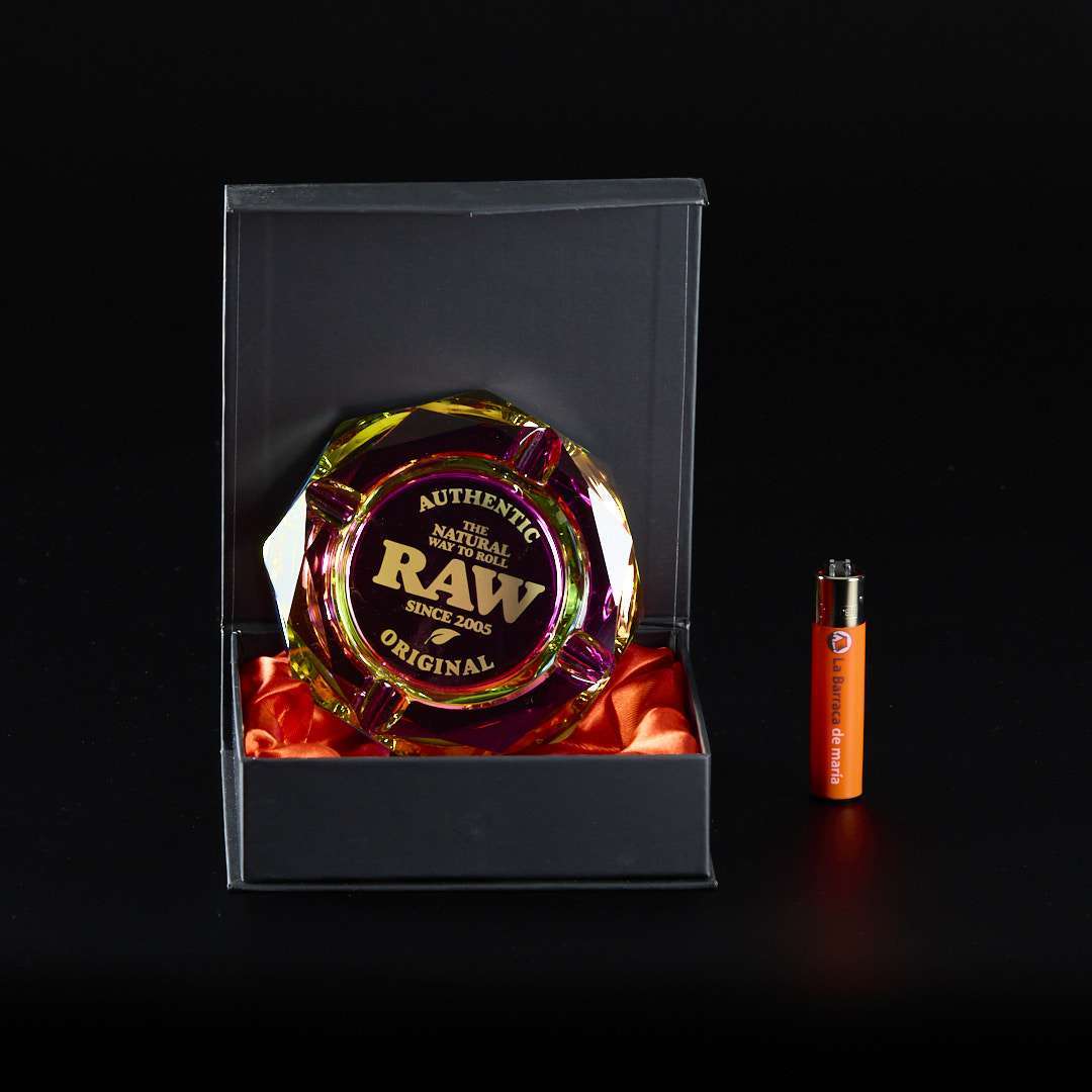 Cenicero de cristal Raw Rainbow tornasol - Imagen 2