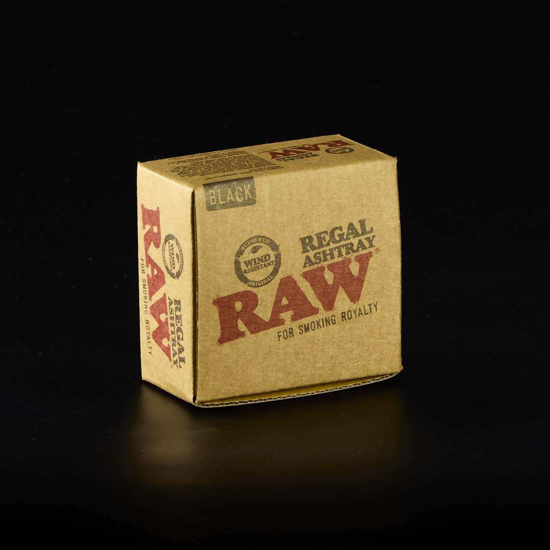 Cenicero de metal Raw Regal negro - Imagen 4