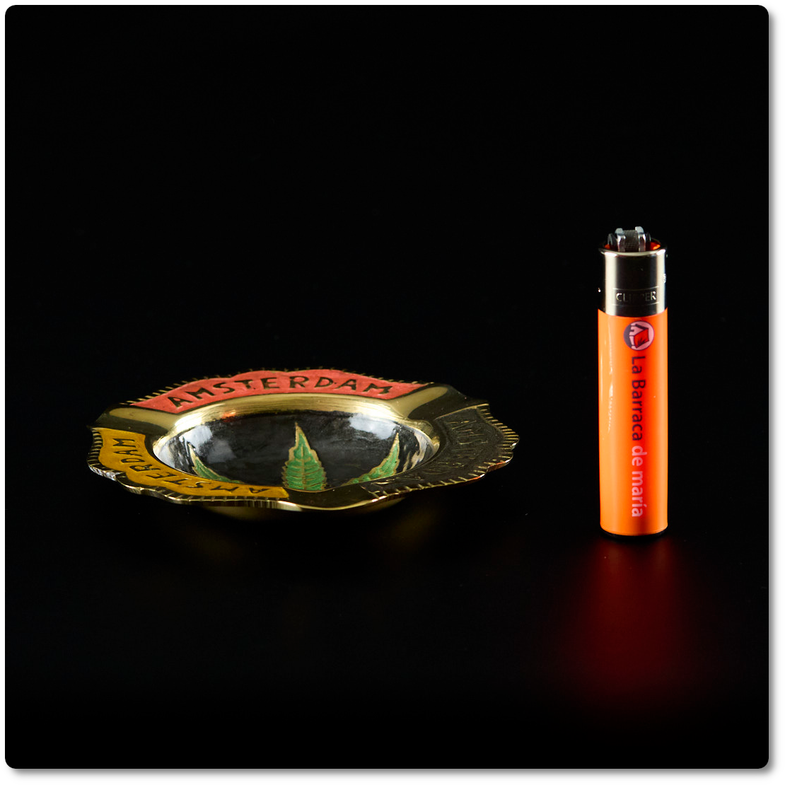 Cenicero de metal Hoja Esmaltada 11cm