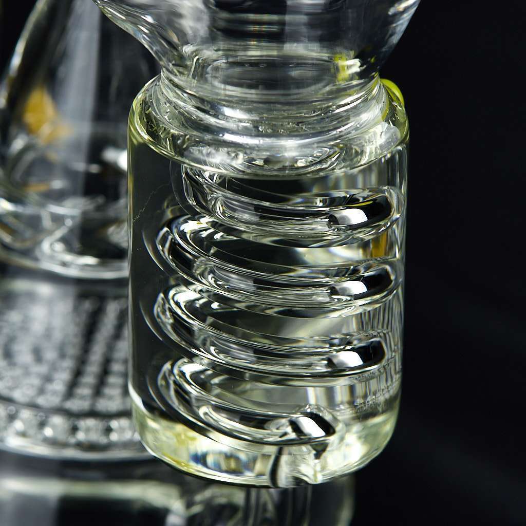 Bong cristal Oiler 21cm Thug Life Cónico líquido refrigerante amarillo