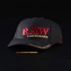 Gorra de Raw Black con logo Rojo