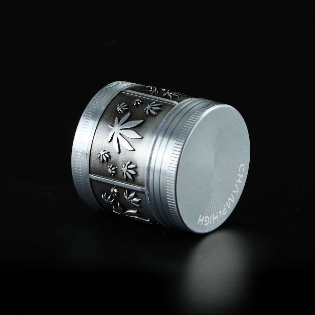 Grinder de metal Champ High Relieve Hoja Plata