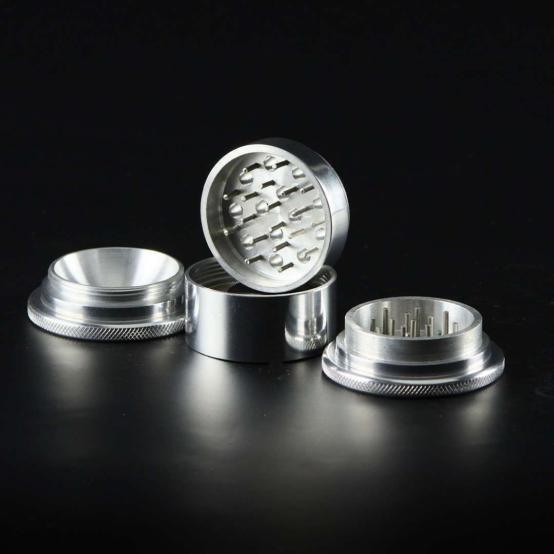 Grinder de metal Liso con clavos