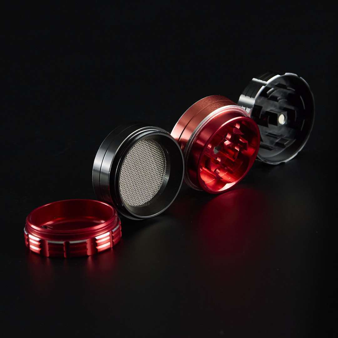 Grinder de metal Muescas con Hoja Rojo
