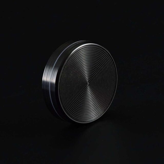 Grinder de metal Estriado 50mm 2 partes