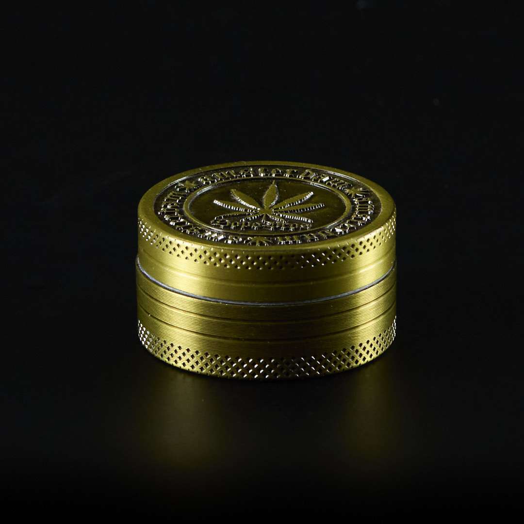 Grinder de metal Envejecido 40mm Hoja dorado
