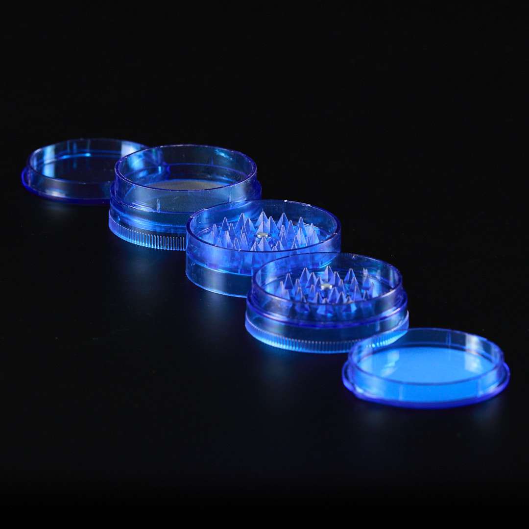 Grinder de plástico con tamizador 5 partes