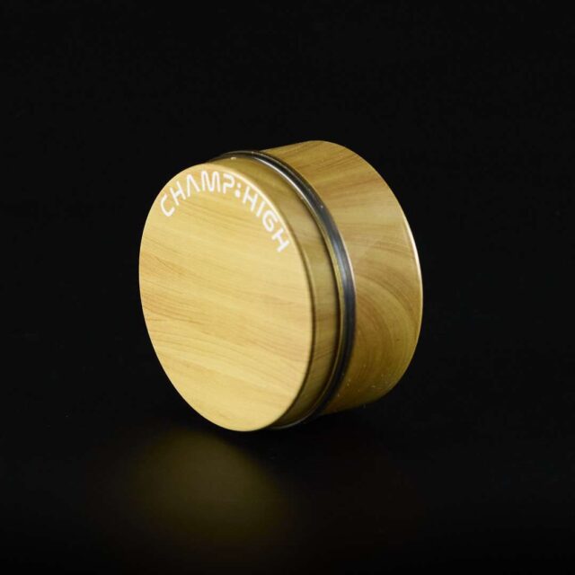 Grinder de plástico Acabado en madera Haya