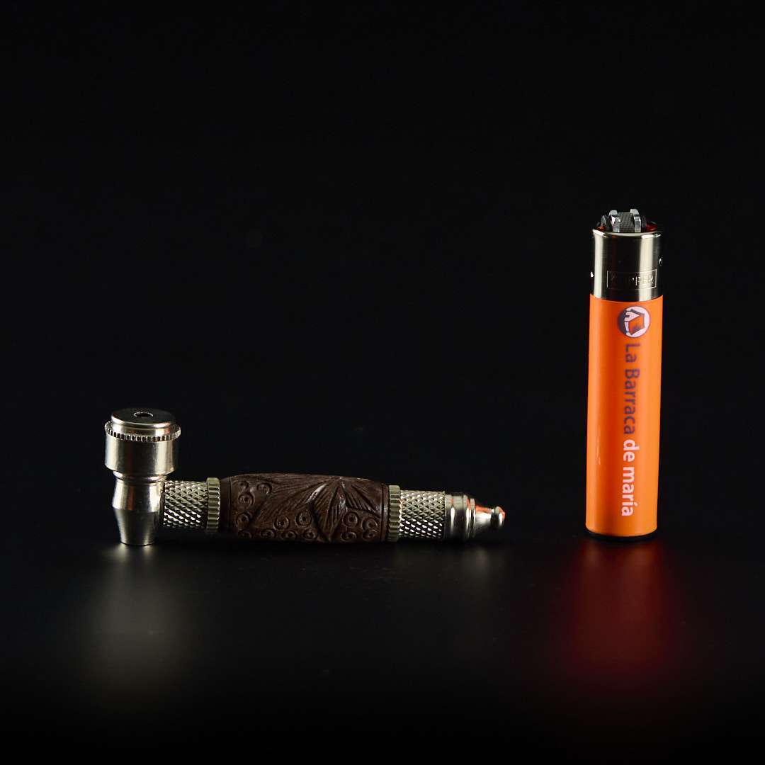 Pipa de metal y madera 9cm - Grabada con tapa