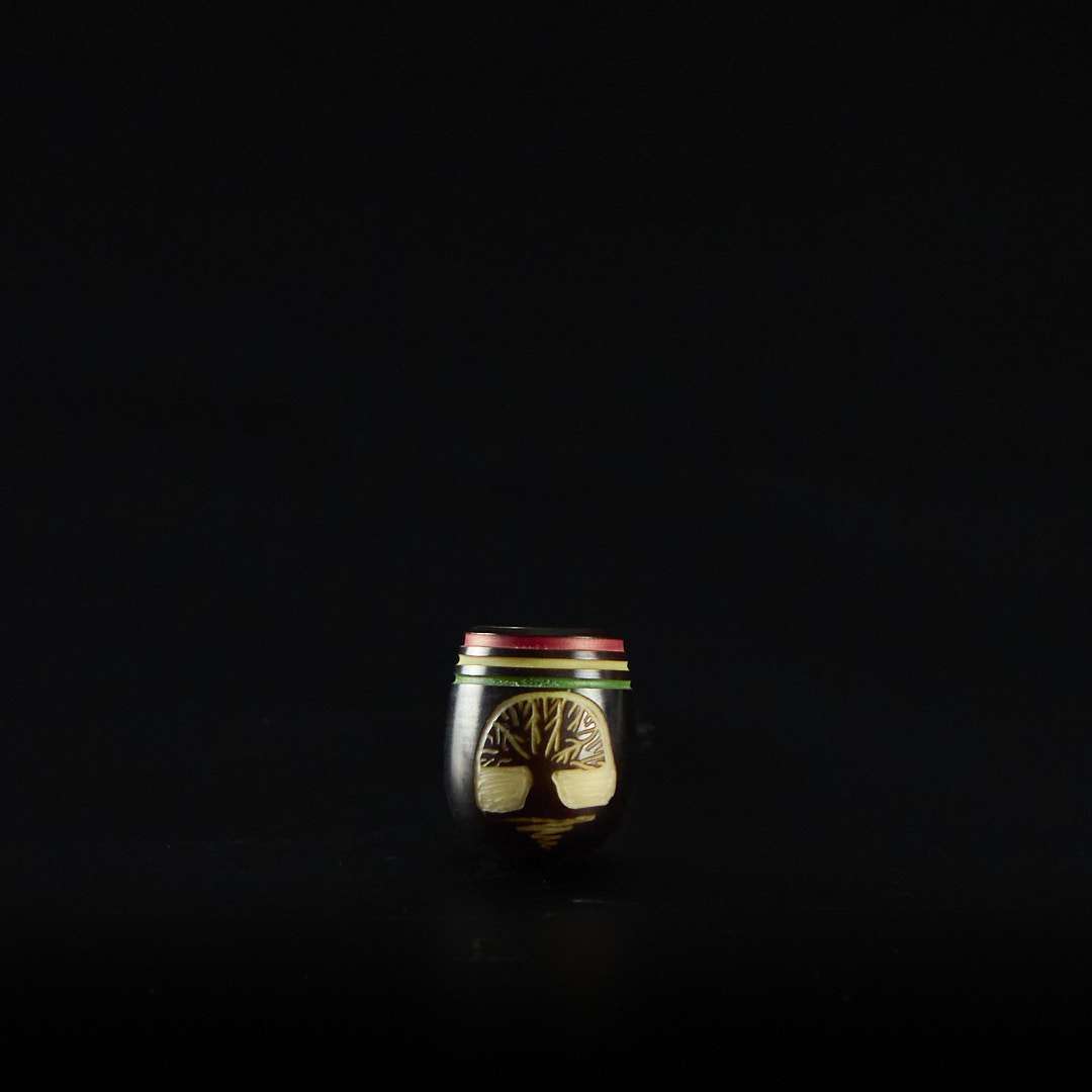 Pipa de tagua 7cm Pequeña Árbol
