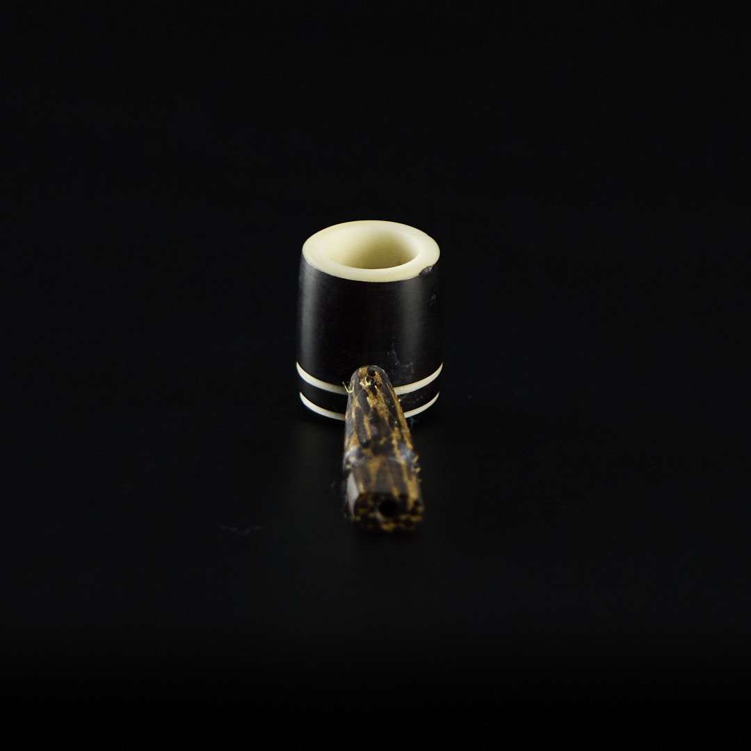 Pipa de tagua 9cm Indio