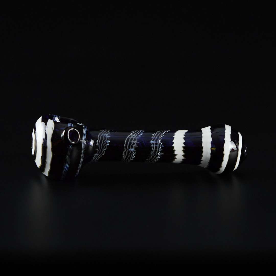 Pipa de cristal americana 14cm Negra espiral blanca y con puntos