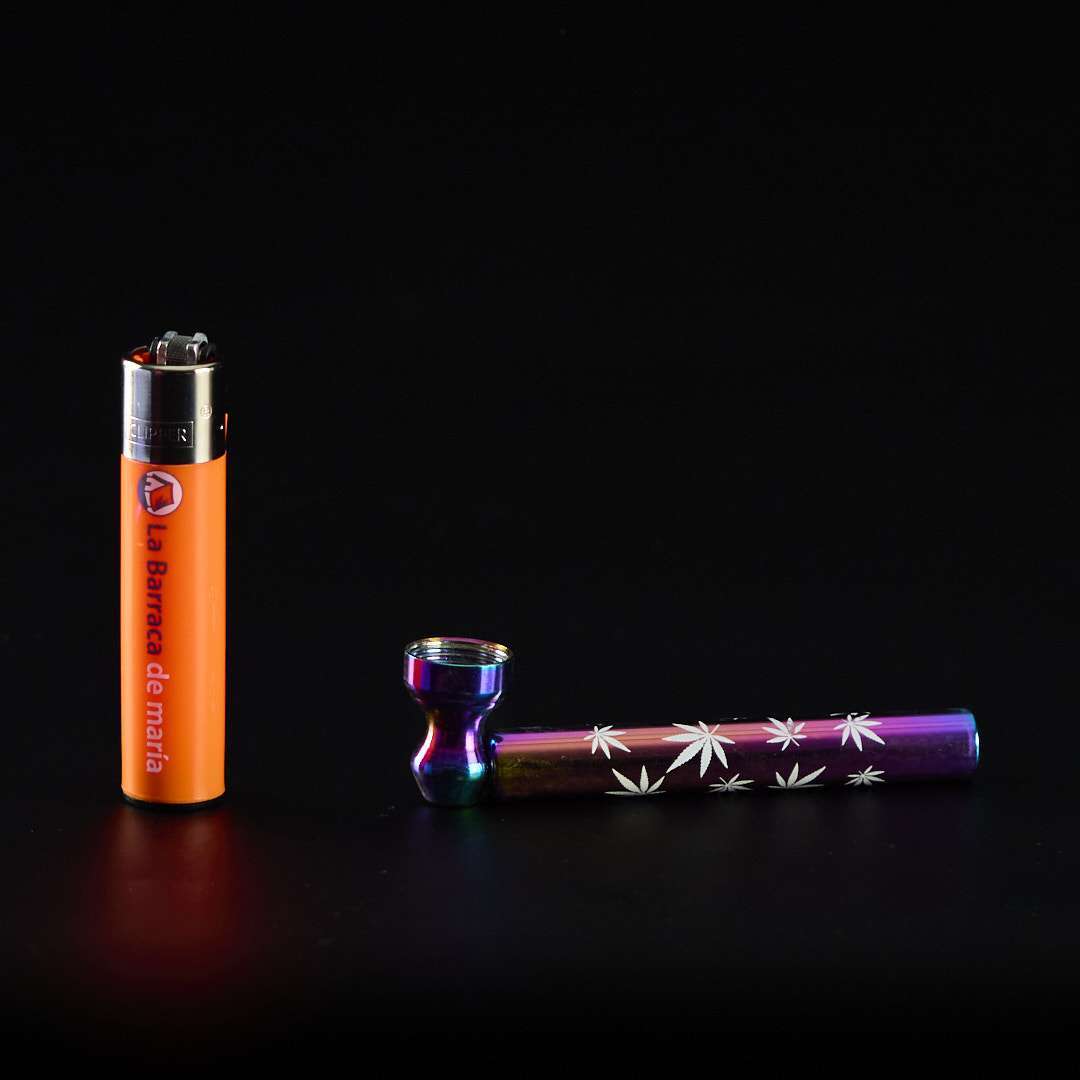 Pipa de cristal y metal 10cm Tornasol con rejillas