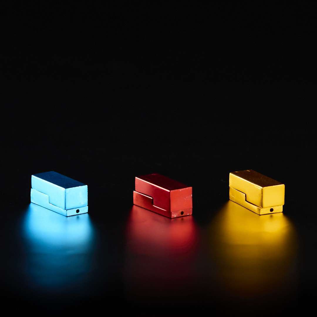 Pipa de aluminio 4/8cm Plegable con imán