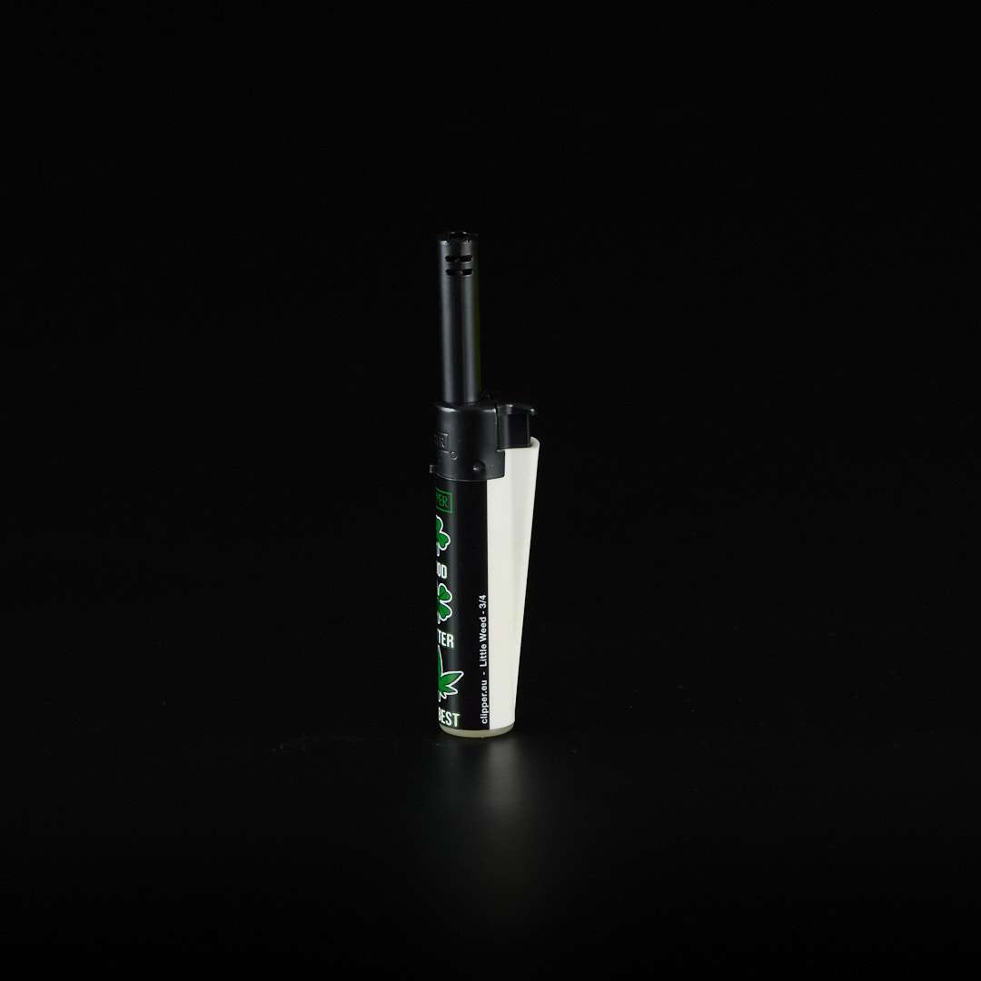 Mechero Clipper mini Tube Little Weed