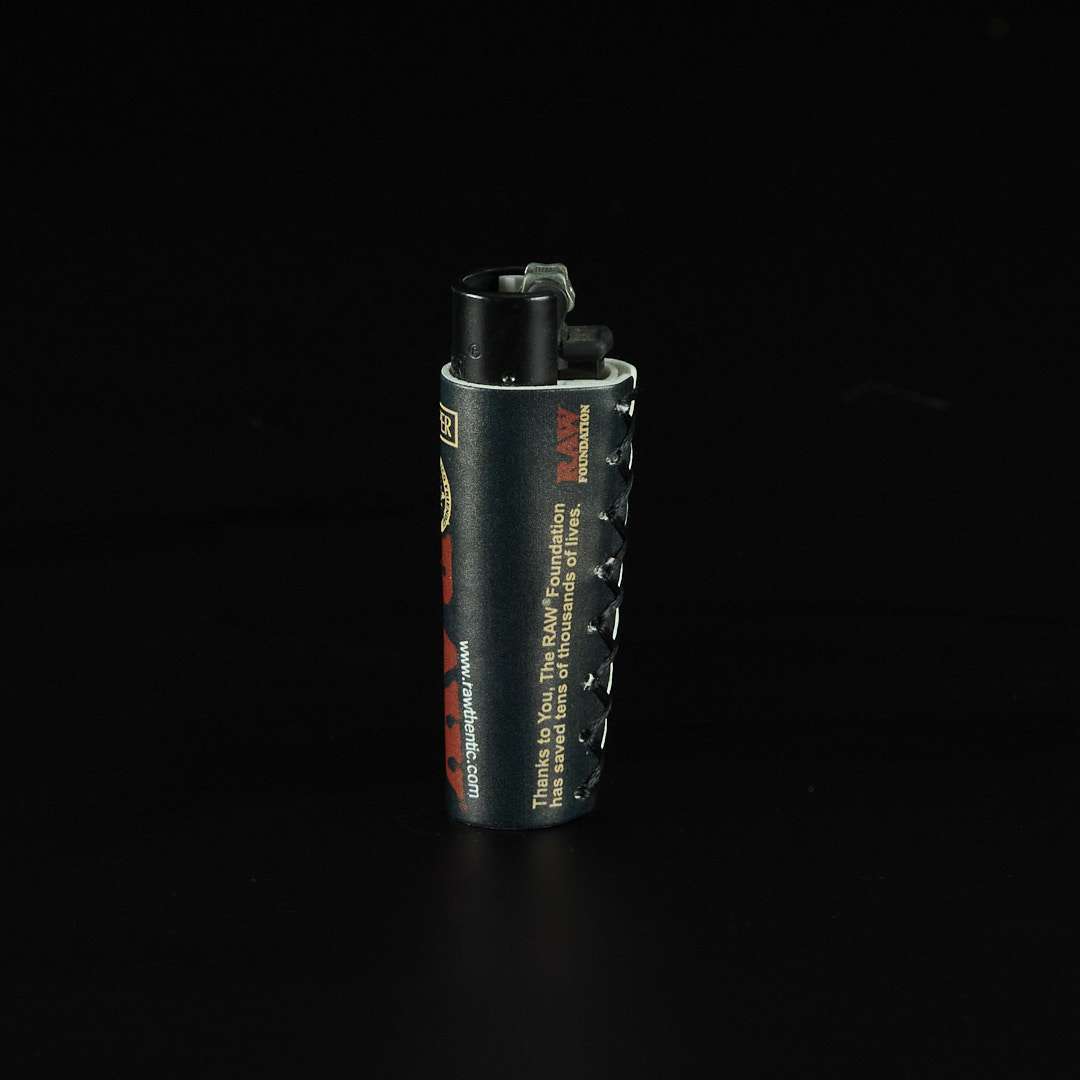 Mechero Clipper Classic con funda de corcho - Raw - Classic Negro