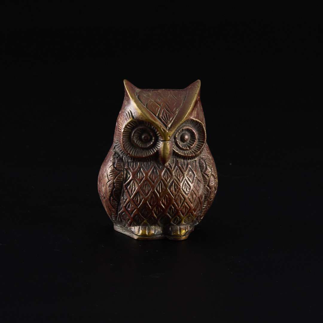 Búho de metal con base de ocultación 10cm