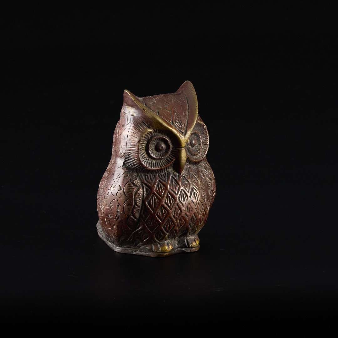 Búho de metal con base de ocultación 10cm