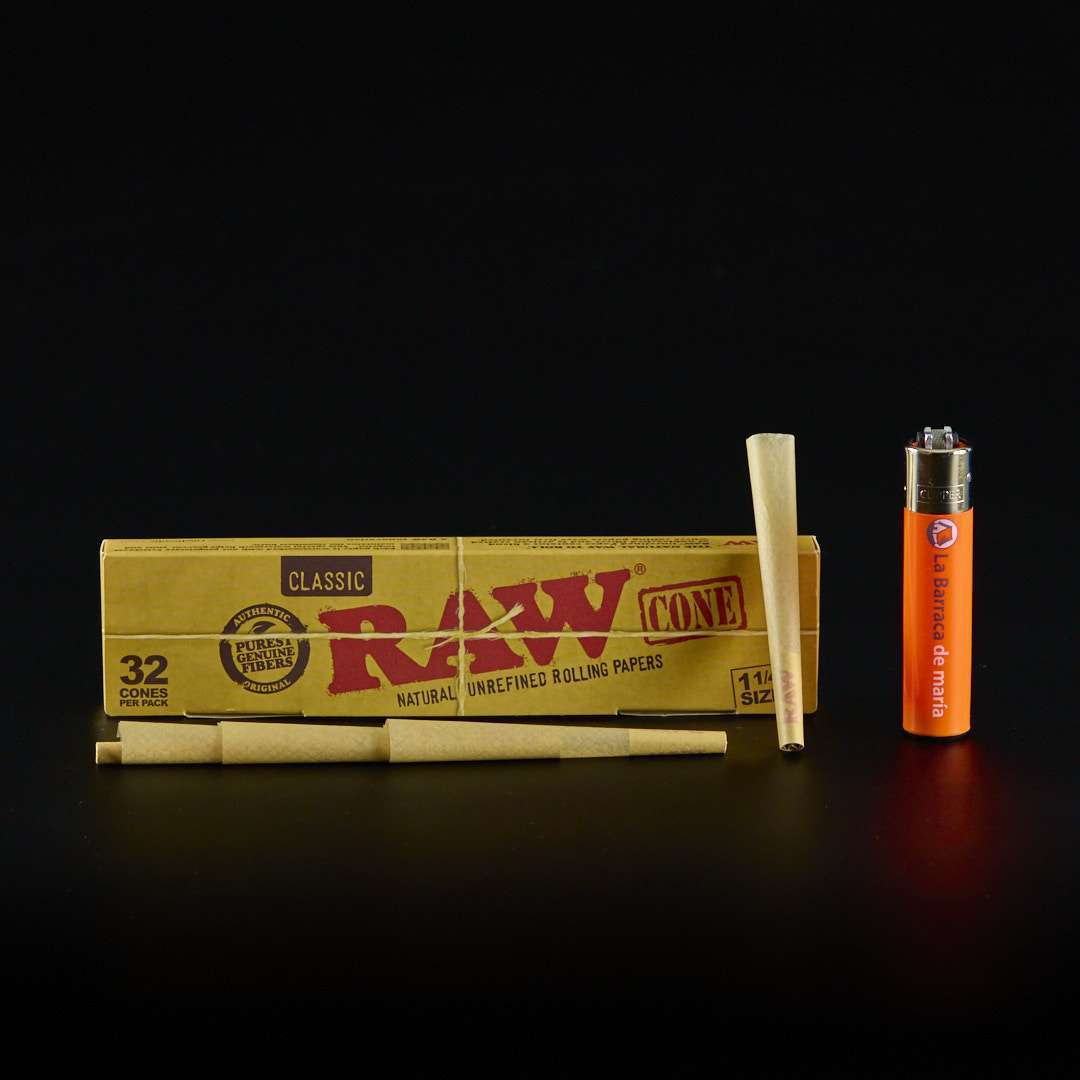 Papel Raw conos King Size Slim 32u.