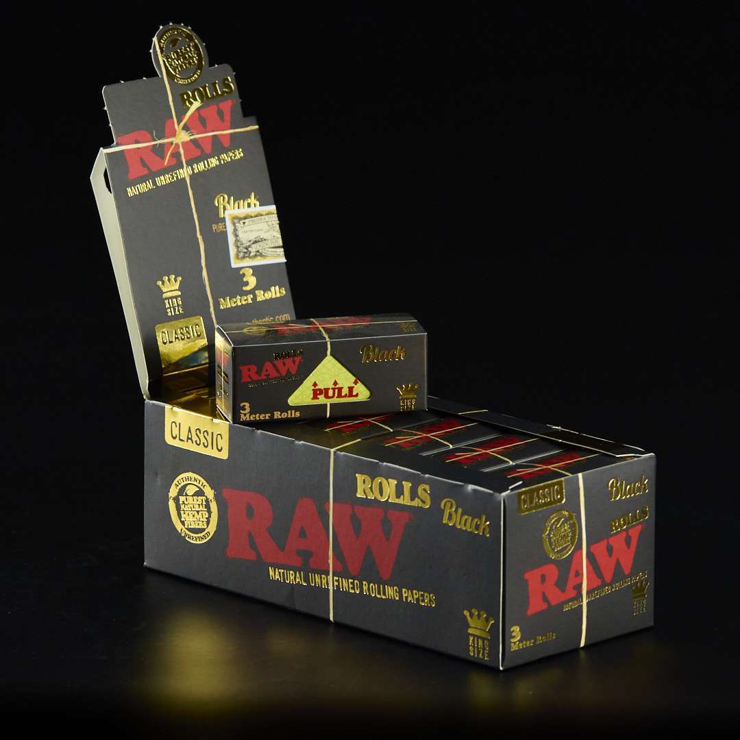 Papel Raw Rollo King Size Black 3m 12u.