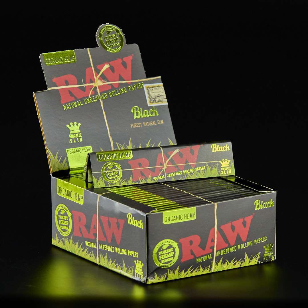 Papel Raw King Size Slim Black Orgánico 50u.