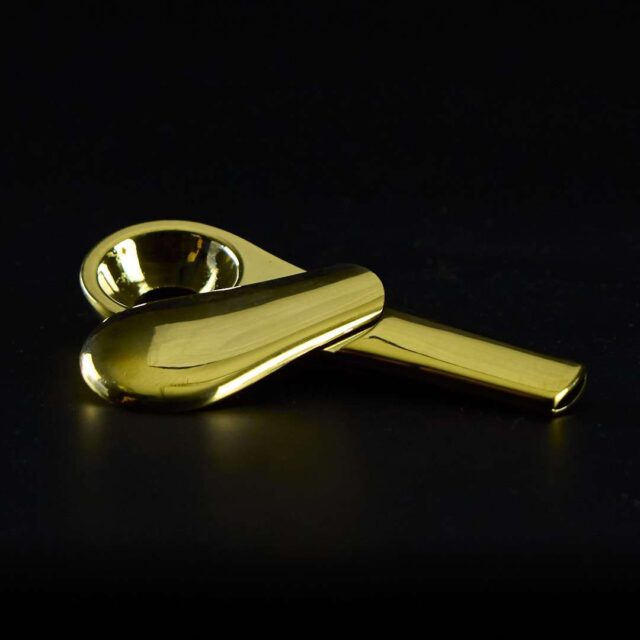 Pipa de metal 10cm Jopi Gold con tapa magnética y estuche