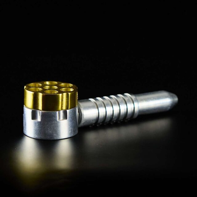 Pipa de metal 13cm Revolver con 6 cargas